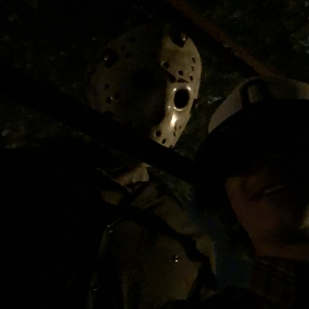 Meet your Posher, Hunter